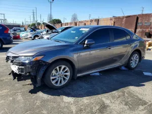 Toyota Camry LE 2.5L 4 2024