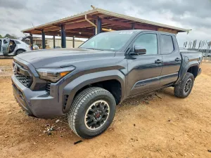 Toyota Tacoma DOUBLE CAB 2.4L 4 2025