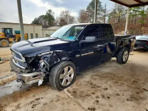 Dodge RAM 5.7L 8 2012