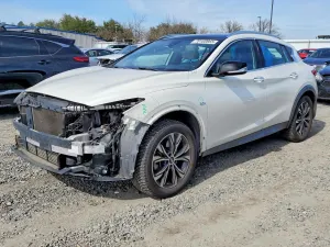 Infiniti QX30 2.0L 4 2017