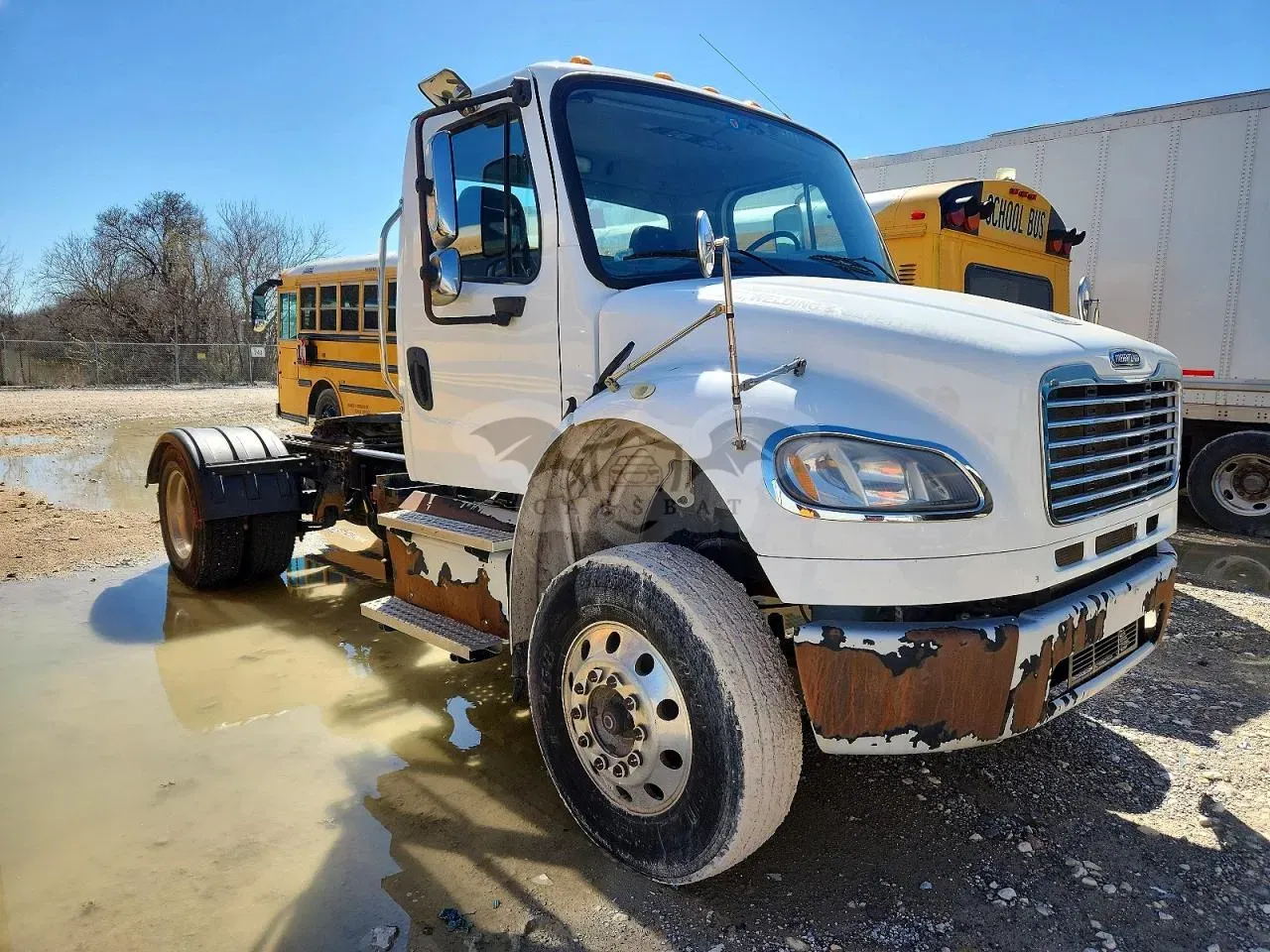 Freightliner Business Class M2 8.9L 6 2015