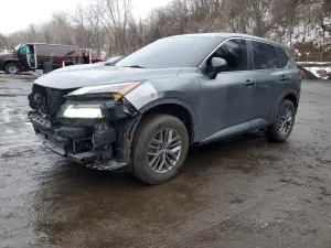 Nissan Rogue S 2.5L 4 2021