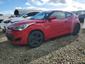 Hyundai Veloster 1.6L 4 2013