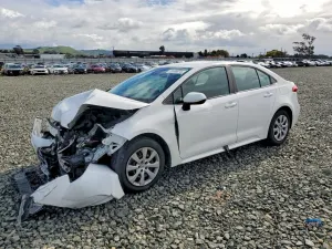 Toyota Corolla LE 1.8L 4 2021