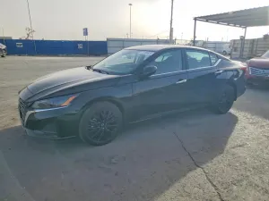 Nissan Altima SV 2.5L 4 2025
