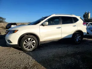 Nissan Rogue 2.5L 4 2015