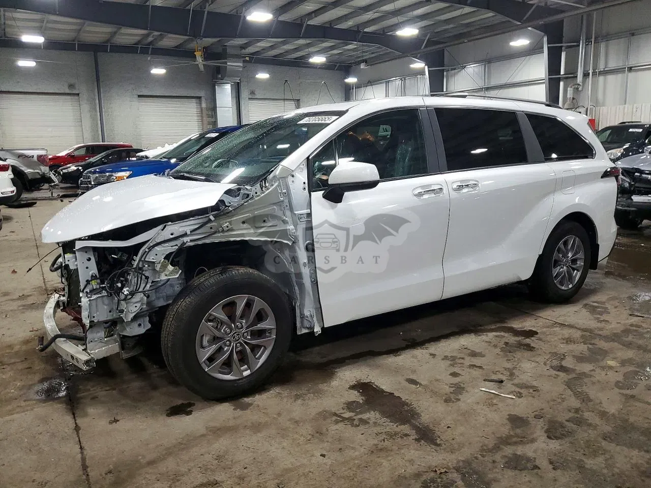 Toyota Sienna 2.5L 4 2025