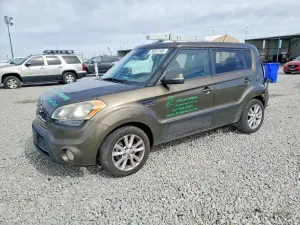 Kia Soul 2.0L 4 2013