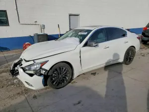 Infiniti Q50 3.0L 6 2021