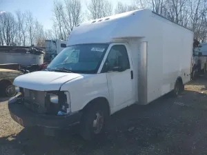 GMC Savana 6.0L 8 2015