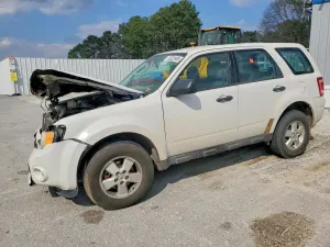 Ford Escape XLS 2.5L 4 2012