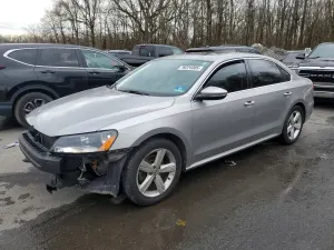 Volkswagen Passat 2.5L 5 2012