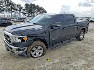 RAM 1500 BIG HORN/LONE STAR 5.7L 8 2019