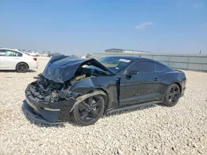 Ford Mustang 2.3L 4 2021