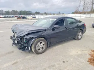 Hyundai Elantra 2.0L 4 2026