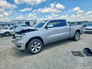 RAM 1500 5.7L 8 2019
