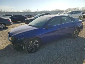 Hyundai Elantra SEL 2.0L 4 2025