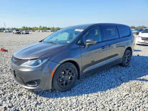 Chrysler Pacifica 3.6L 6 2020