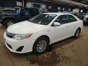 Toyota Camry HYBRID 2.5L 4 2012