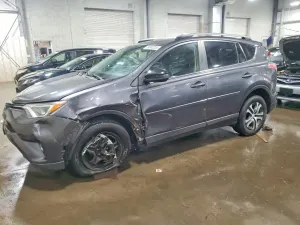 Toyota Rav4 LE 2.5L 4 2017