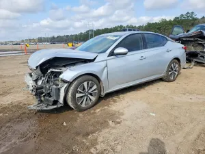 Nissan Altima 2.5L 4 2021