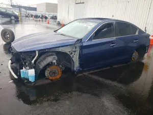 Infiniti Q50 LUXE 3.0L 6 2019