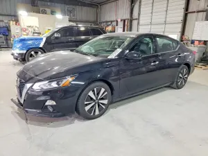 Nissan Altima 2.5L 4 2020