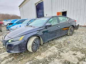 Nissan Altima SV 2.5L 4 2023