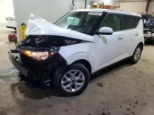 Kia Soul 2.0L 4 2025