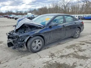 Hyundai Elantra 2.0L 4 2024