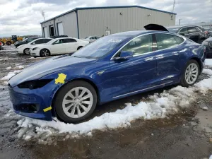 Tesla Model S 2016