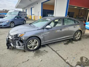 Hyundai Sonata LIMITED 2.4L 4 2019