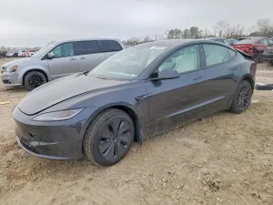 Tesla Model 3 2025