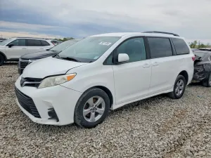 Toyota Sienna 3.5L 6 2019