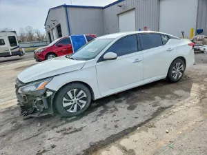Nissan Altima 2.5L 4 2020