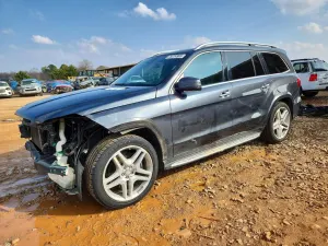 Mercedes-Benz GL 550 4MATIC 4.6L 8 2015