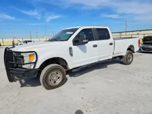 Ford F-350 6.7L 8 2017