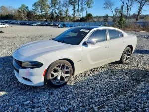 Dodge Charger 5.7L 8 2015