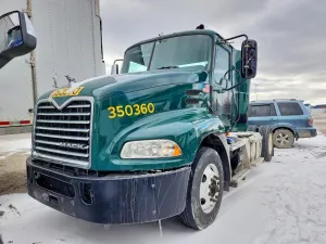 Mack 600 10.8L 6 2016