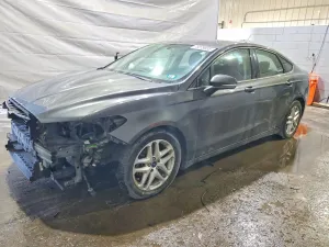 Ford Fusion SE 2.5L 4 2015