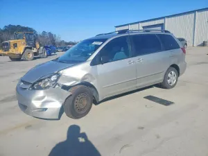 Toyota Sienna 3.3L 6 2006