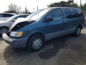 Toyota Sienna 3.0L 6 2000