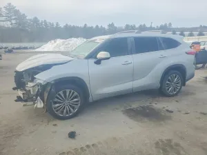 Toyota Highlander 3.5L 6 2022