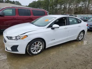 Ford Fusion 2.0L 4 2019