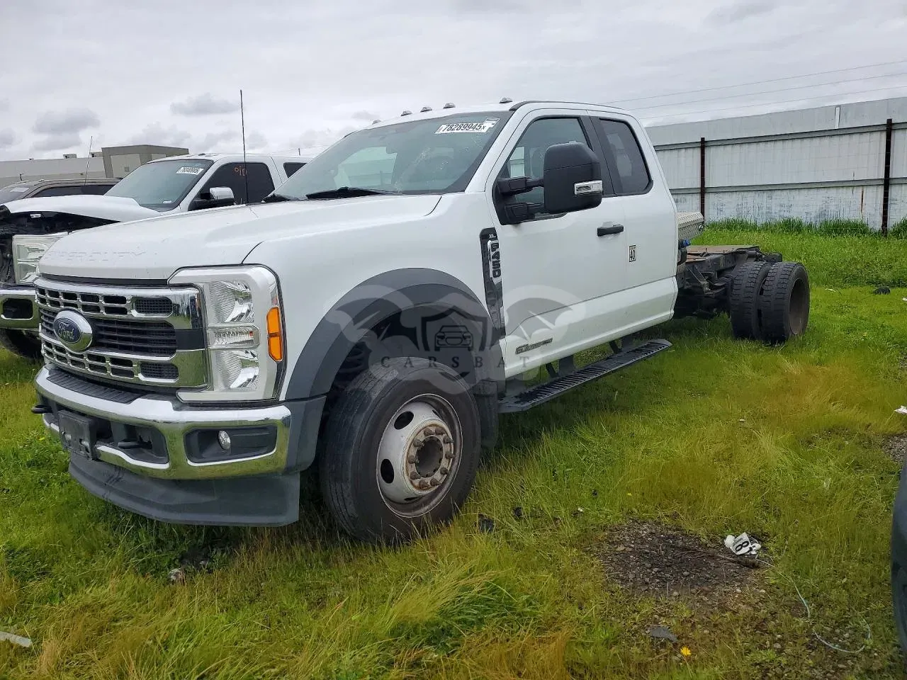 Ford F-450 6.7L 8 2023