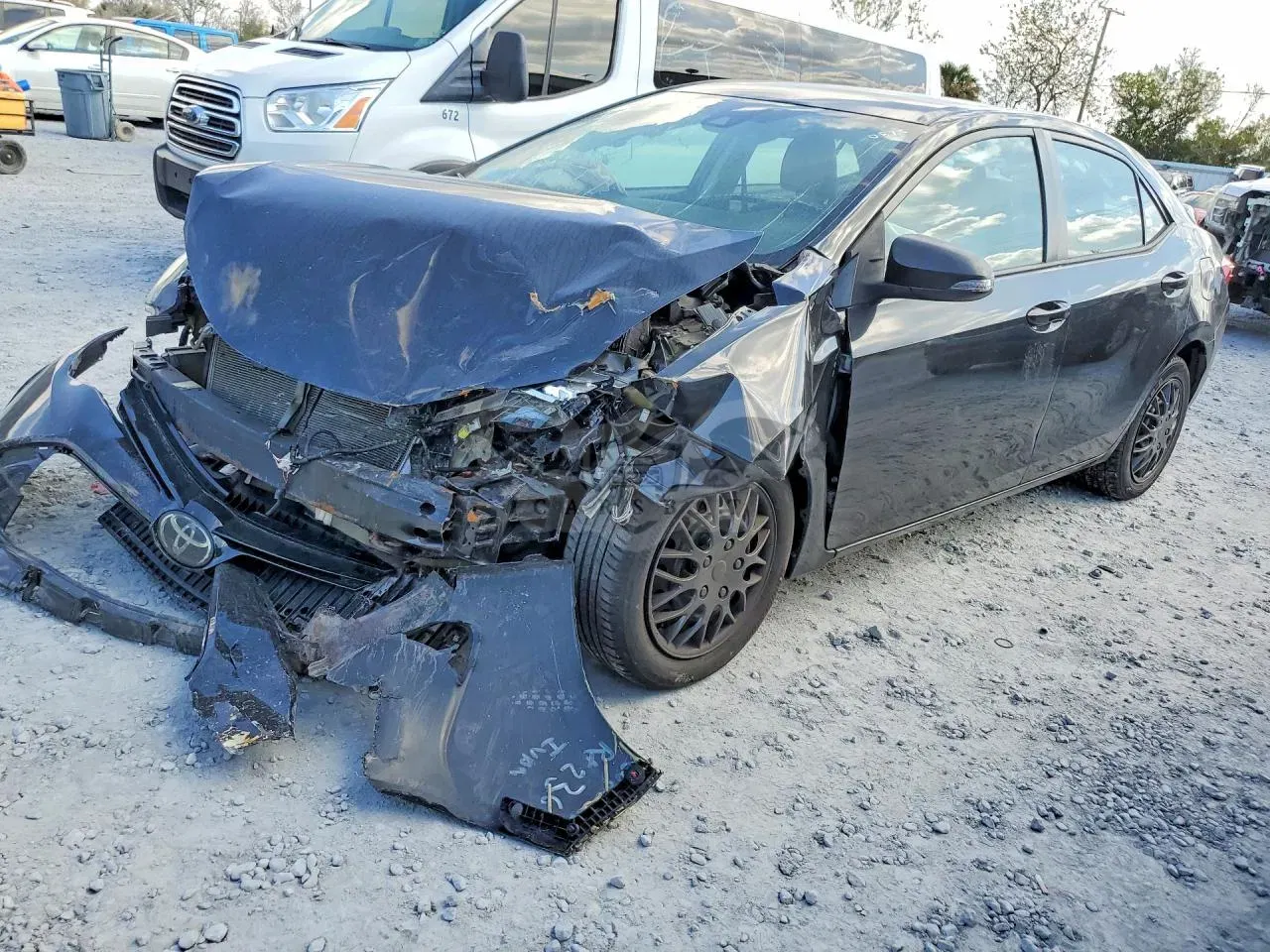 Toyota Corolla L 1.8L 4 2018