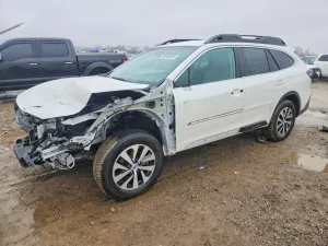 Subaru Outback 2.5L 4 2022