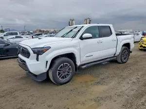 Toyota Tacoma 2.4L 4 2024