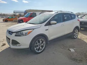 Ford Escape TITANIUM 2.0L 4 2015