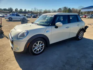 Mini Cooper 2.0L 4 2020